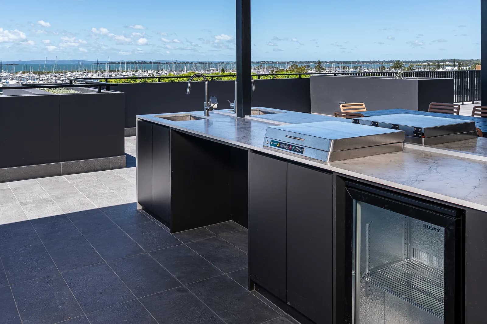 outdoor-kitchen-cabinetry-brisbane